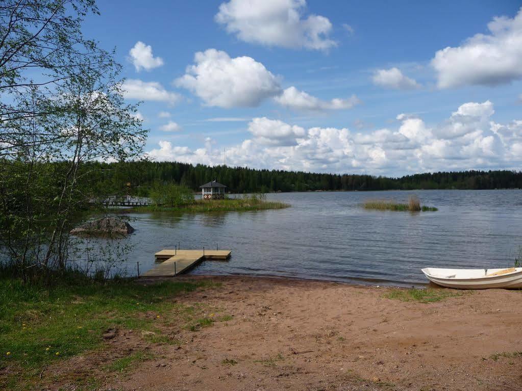 Hotel Hanhi Lapinjärvi Dış mekan fotoğraf