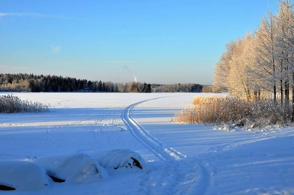 Hotel Hanhi Lapinjärvi Dış mekan fotoğraf